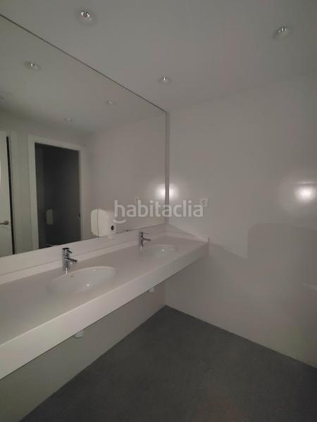 Foto ebb29959-f9d2-4852-a9ee-110ff9e98387. Rent office space with heating in El Parc i la Llacuna del Poblenou Barcelona