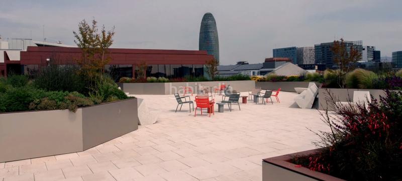 Foto 9f95d2aa-666b-4de0-80b3-5a27ff1d9114. Location bureau avec chauffage parking dans El Parc i la Llacuna del Poblenou Barcelona