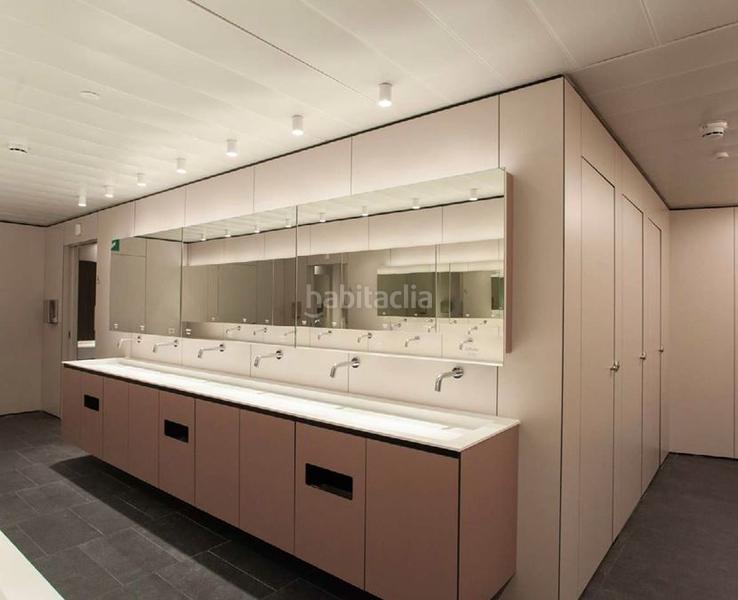 Foto c39e435a-5f2a-41f0-a57c-f209a367daa9. Location bureau avec chauffage parking dans El Parc i la Llacuna del Poblenou Barcelona