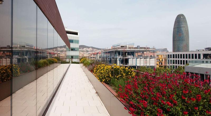 Foto c0495431-c275-4056-bb82-32883b873114. Rent office space with heating parking in El Parc i la Llacuna del Poblenou Barcelona