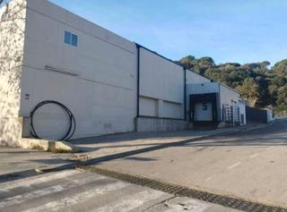 Nau industrial  Carrer pla cadellans. Nave disponible en arenys munt