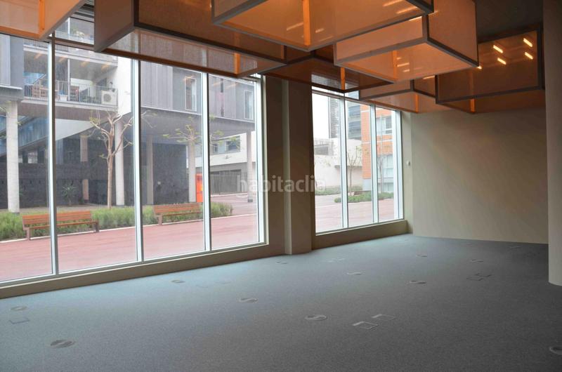Foto 54235067-13c1-462a-b491-db69c6234167. Rent office space with heating parking in El Parc i la Llacuna del Poblenou Barcelona