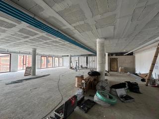 Rent Office space  Carrer de valència. Oficina disponible en eixample dret