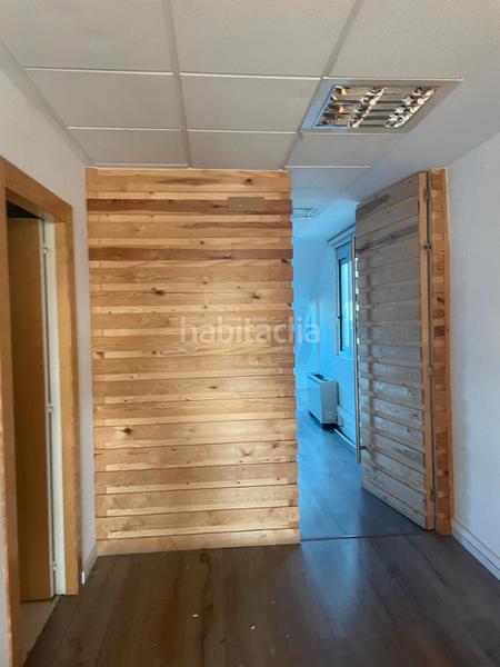 Foto 042fae85-0ef2-46e0-b550-3a27ecb914dd. Alquiler oficina  disponible en eixample esquerra en Barcelona