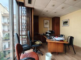 Oficina  Carrer de valència. Oficina en venta en eixample dreta
