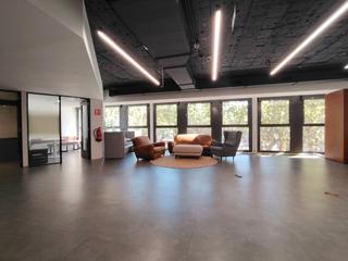 Miete Büro  Ronda de sant pere. Oficina disponible en plaça urquinaona