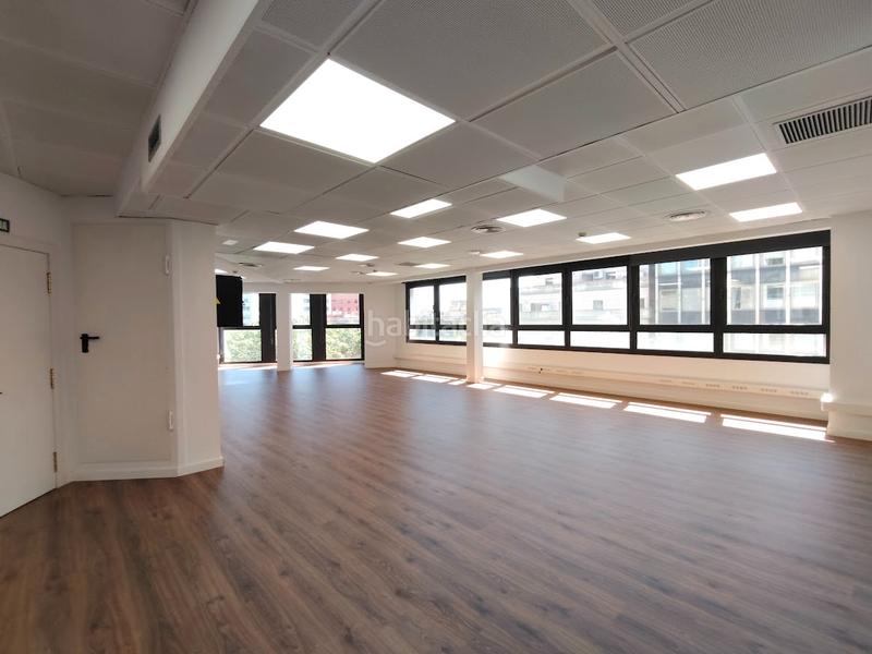 Foto 95800e0f-2efa-4080-bfd0-39c3f1f18b41. Rent office space with heating in Dreta de l´Eixample Barcelona