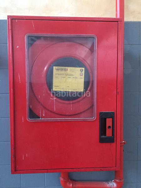 Foto ea12b396-e486-4842-8bb2-9be3f580076d. Alquiler nave industrial nave disponible en Zona Industrial Rubí