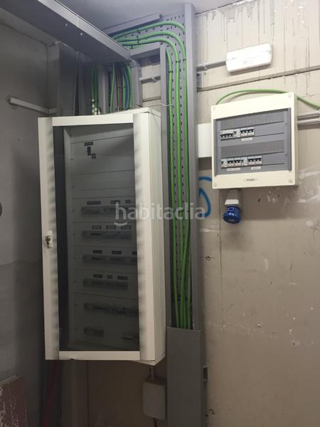 Foto 9daa18a2-3c1d-441e-93e9-238b8caf3ccf. Lloguer nau industrial a Zona Industrial Rubí