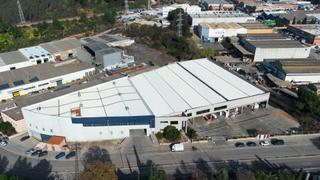 Lloguer Nau industrial a Zona Industrial. Nave disponible en rubí