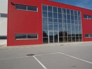 Lloguer Nau industrial a Sallent. Nave con muelles disponible en sallent