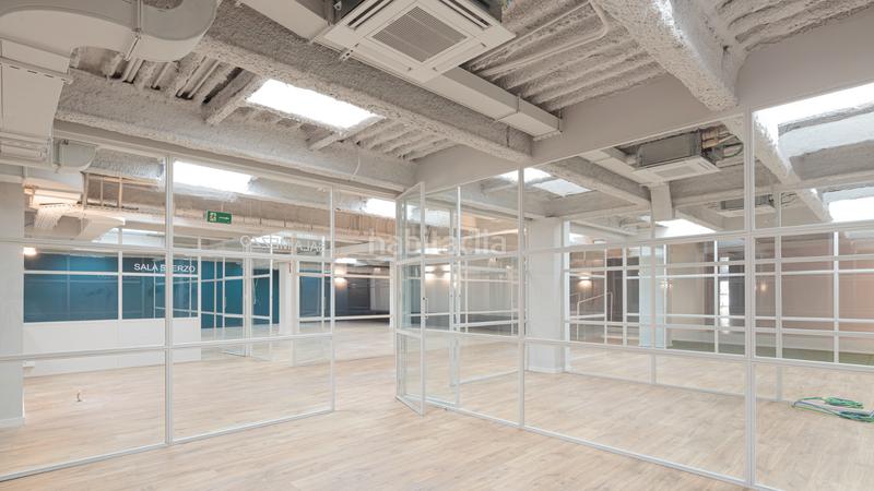 Foto 5be86bc4-0b13-48b3-9dc2-fefe66e04419. Rent office space with heating in Dreta de l´Eixample Barcelona