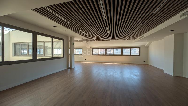 Foto 2a38cb87-43ac-4d84-ab7c-8d1c5580a355. Miete büro mit heizung in Dreta de l´Eixample Barcelona