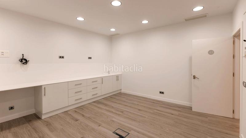 Foto 765dc97a-5539-49de-a221-86d9b96583fa. Affitto locale commerciale con riscaldamento in Vila de Gràcia Barcelona