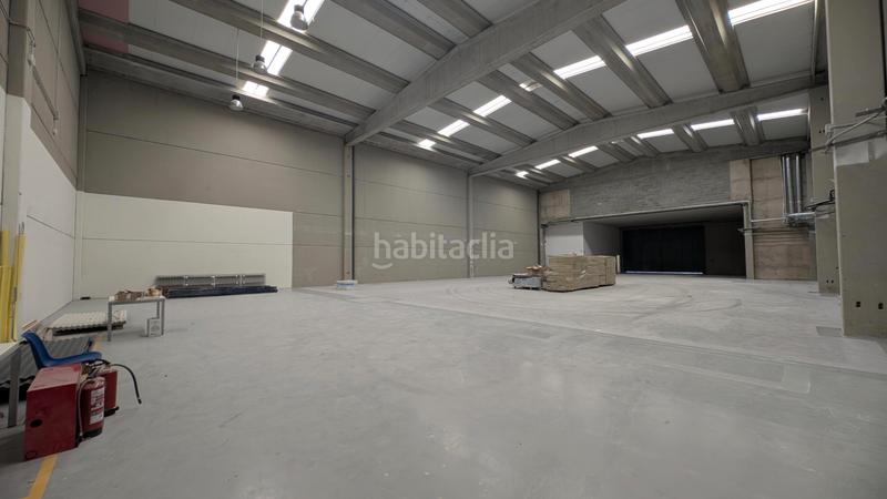 Foto 3e9dbe0c-1bee-4fed-bd12-d4f4b51cba17. Miete fabrikhalle mit heizung in Granvia LH Hospitalet de Llobregat (L´)
