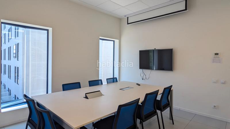 Foto 0713ec80-763b-4334-8124-abc77a9bb072. Rent industrial building with heating in Granvia LH Hospitalet de Llobregat (L´)