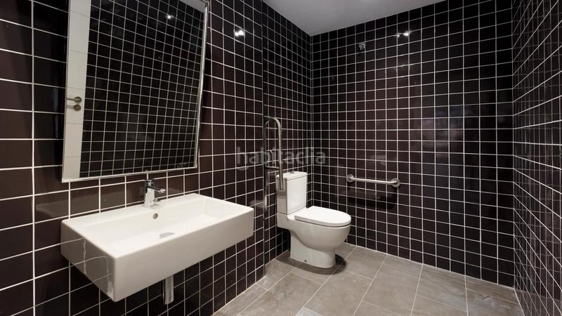 Foto 7d32b000-d4eb-450d-9e8f-b42a8374adb2. Alquiler oficina  disponible en avda. diagonal en Barcelona