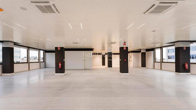 Foto 26ae6479-e0df-4cb6-8e7b-5889844772d9. Location bureau avec chauffage dans Barri de les Corts Barcelona