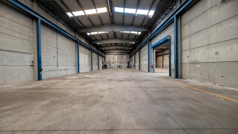 Foto b1e88f23-87f7-458a-9ce6-4f450c590983. Location bâtiment à usage industriel dans Parets del Vallès