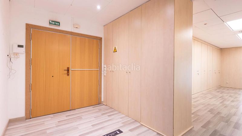 Foto c7407bb5-47c7-46c0-bb0b-c61c8e584e4a. Location bureau avec chauffage dans Dreta de l´Eixample Barcelona