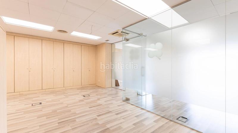 Foto 34ea9072-8d91-48e3-bcd6-71ff4fa9350b. Miete büro mit heizung in Dreta de l´Eixample Barcelona