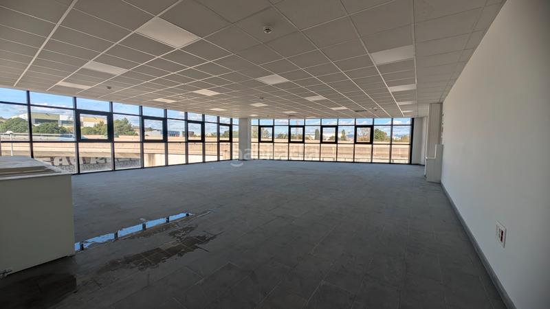 Foto af43306f-ca39-4206-8d57-f00c82ff3181. Rent industrial building with heating in Mas Rampinyo - Montcada Nova - Carrerada Montcada i Reixac