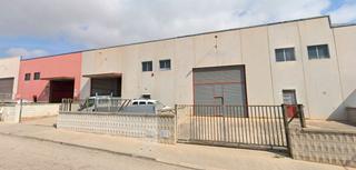 Fabrikhalle  Carrer boters. Naves en rentabilidad en vendrell