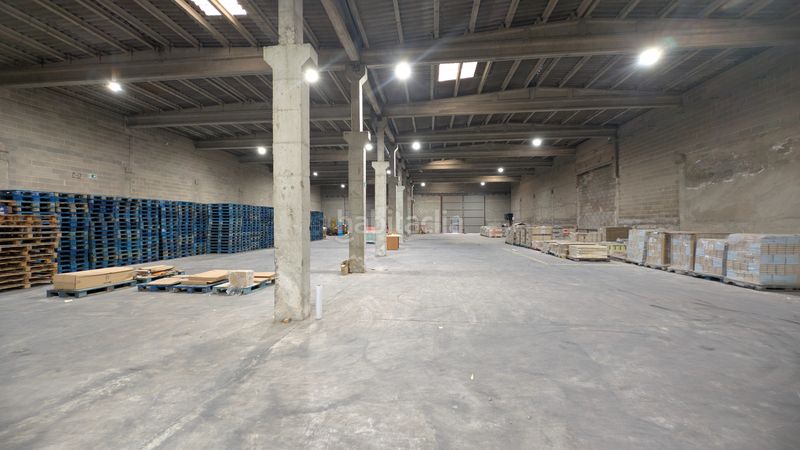 Foto 4abcc832-3f2c-4df9-949a-bbde7141a118. Rent industrial building with heating in Perafort