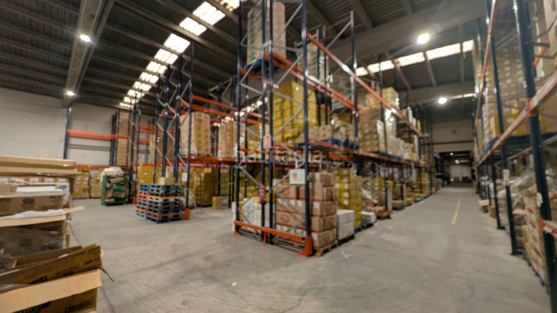 Foto 4e875757-3537-466f-8dbb-5340628aff6c. Rent industrial building with heating in Perafort