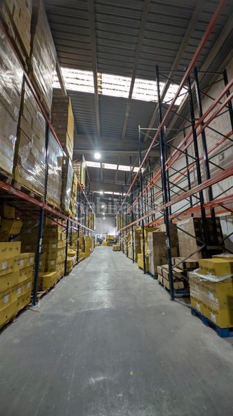 Foto 971f56a7-60a4-4ba7-a25c-826a6a5eb787. Rent industrial building with heating in Perafort