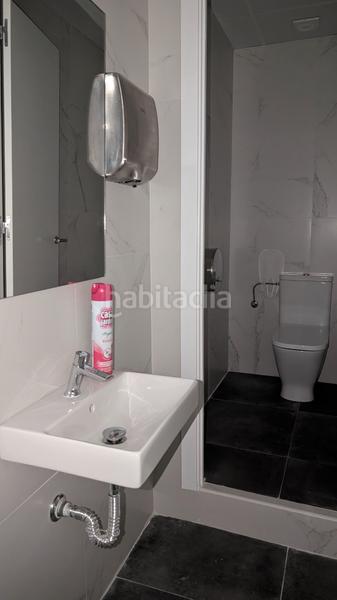 Foto 1d6f8ab3-2aa3-431a-832f-ac72794fb157. Rent office space with heating in Provençals del Poblenou Barcelona