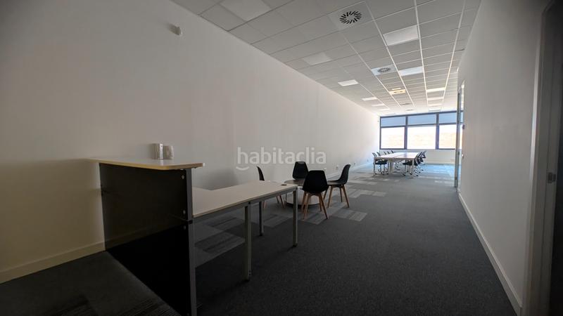 Foto 2d32f669-c917-4815-9121-c8d47e371637. Rent office space with heating in Provençals del Poblenou Barcelona