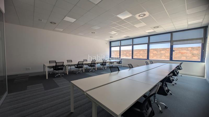 Foto 543cb65e-0a3e-4883-9c9f-edad3036d897. Rent office space with heating in Provençals del Poblenou Barcelona