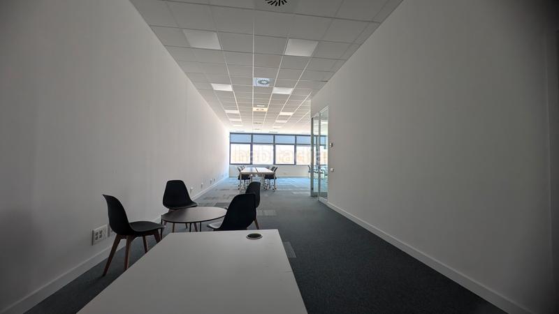 Foto 5f865bd4-0e7d-4889-a3b3-7b99d5ae780b. Rent office space with heating in Provençals del Poblenou Barcelona