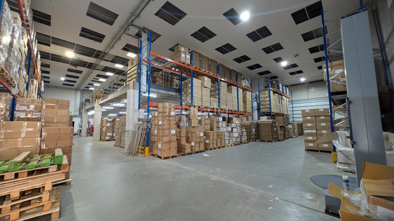 Foto a9c52ebf-f238-4a07-81a2-58be05fe6c2a. Nau industrial amb calefacció a Mas Xirgu Girona