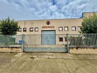 Nau industrial  Carrer del canigó. Nave en venta en hostalets de balenyà