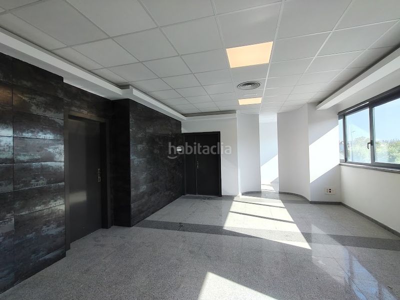 Foto 07061c17-b188-40eb-a7f1-82173a14b456. Lloguer edifici a Zona Industrial Prat de Llobregat (El)