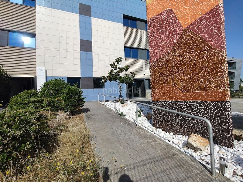 Foto ede1480d-3c57-4b28-ac59-51d618231bf6. Lloguer edifici a Zona Industrial Prat de Llobregat (El)