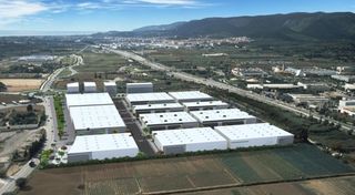 Rent Industrial building  Carrer de la creativitat. Nave en alquiler en gavà