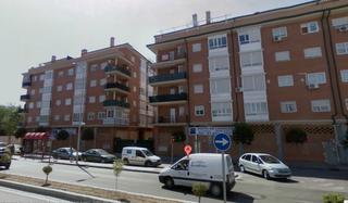 Lloguer Local Comercial a Avenida de la constitución 184