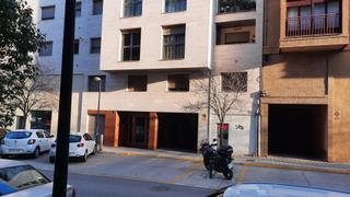 Aparcament cotxe a Almansa