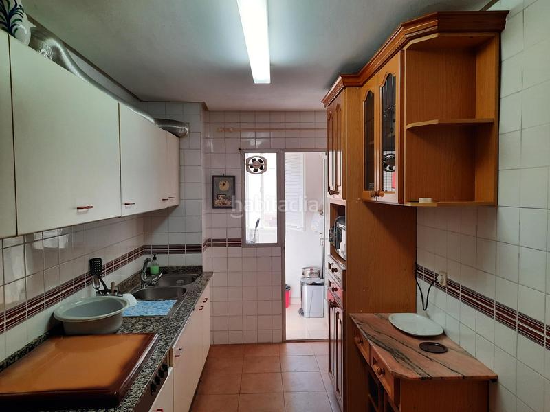 Foto f1022c27-cbcc-4f71-bfeb-69065b792b2e. Piso amplio piso en el centro de la ciudad con 3 dormitorios y plaza de garaje en Almansa