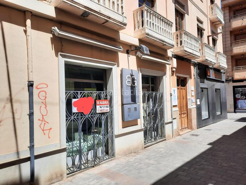 Foto 78c2e6fc-13a1-4f84-af9a-16d0f88e32ef. Alquiler local comercial local en zona comercial en Almansa