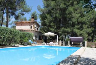 Xalet a Almansa. Chalet en almansa con características excepcionales