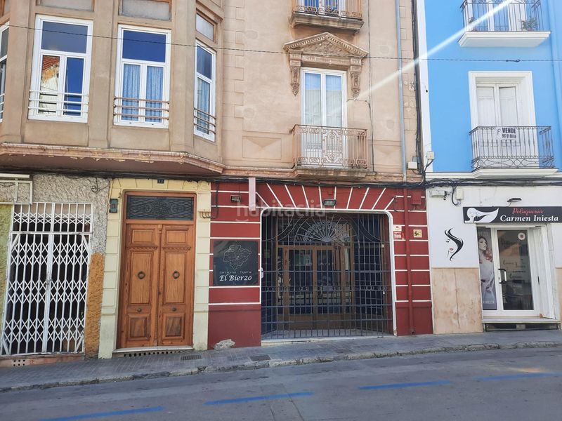 Foto fa4686a1-79a1-46a6-a1b8-131d26f0bea1. Local comercial a Almansa