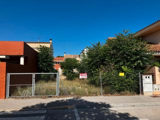 Terreny residencial a Almansa. Excelente parcela para su vivienda unifamiliar