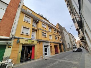 Alquiler Piso en Almansa. Ático muy céntrico con amplia terraza