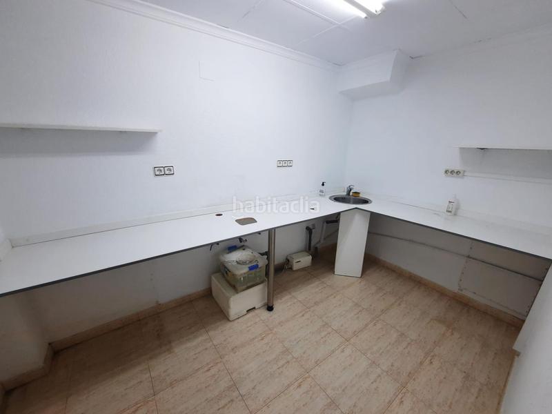 Foto 9f161b72-1da3-41fe-99fc-f947d52b8bc8. Alquiler local comercial local en zona comercial en Almansa