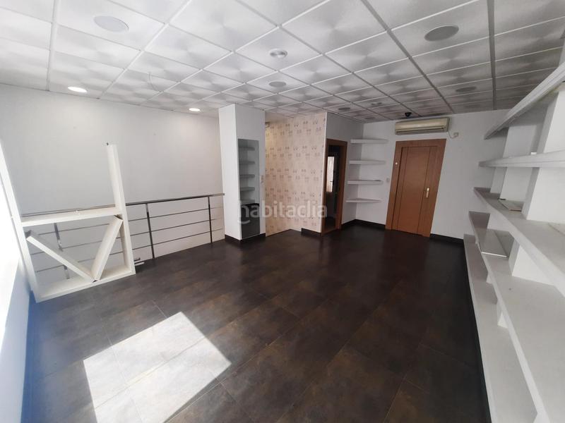 Foto d2f7e8e9-ce08-4073-9a33-cb95d29edd71. Alquiler local comercial local en la calle mas comercial en Almansa