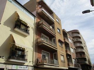 Pis a Almansa. Vivienda ce 130 m2 muy centrica